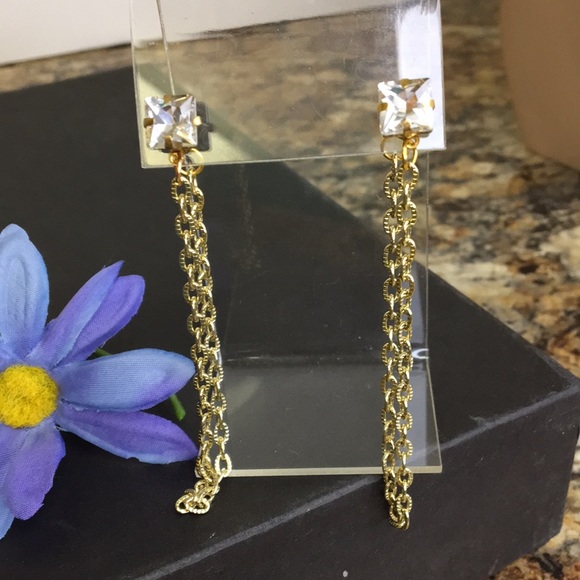 Rhinestone Chain Link Earrings - Picture 3 of 6